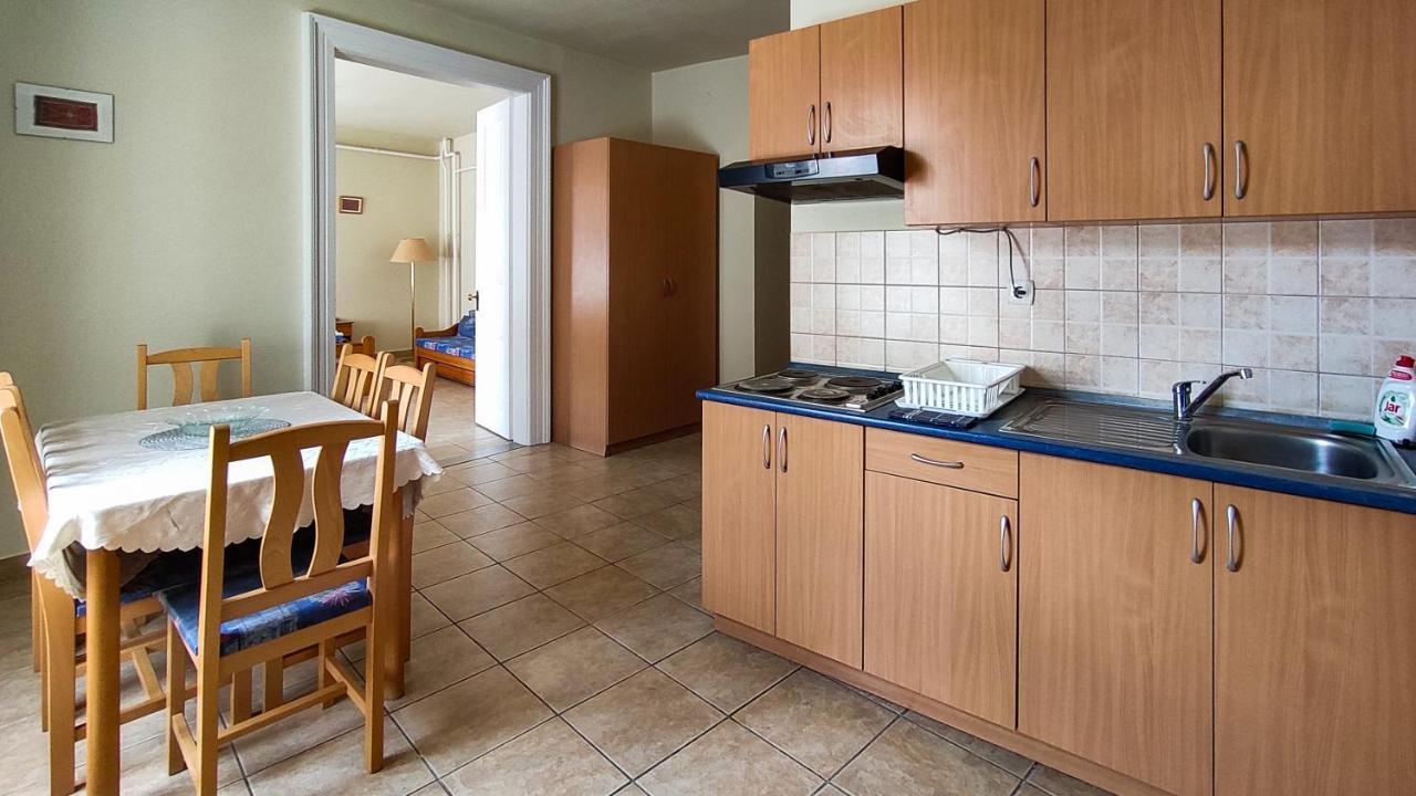 Afrodité Apartmanok Eger Exterior foto
